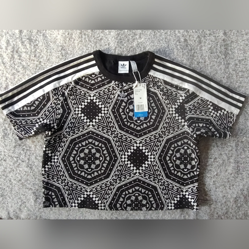 adidas Black White Geometric Short Sleeve Tee Medium Bandana Pront Croppped